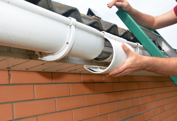 Gutter Seam Repair in Sanford