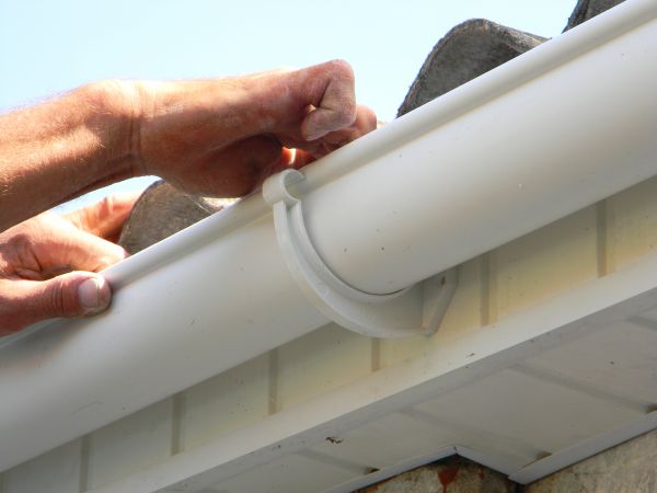 Plastic Gutter Repair in Sanford